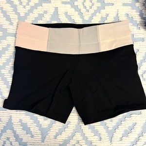 COPY - Align 4” lululemon shorts
